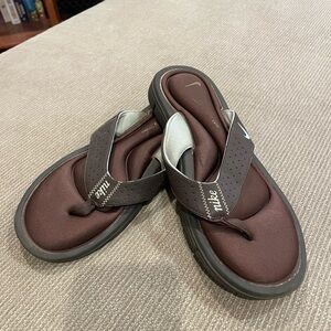 Nike Brown and Light Blue Women's Sandals Flip Flops